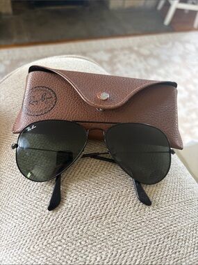 Ray-Ban Black Frame with Dark Green Lenses Aviator Sunglasses